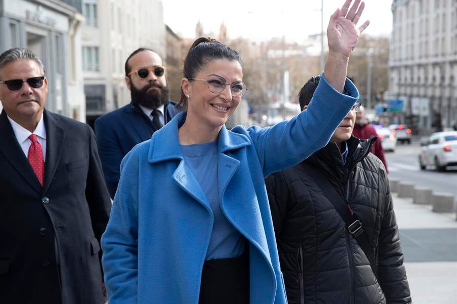 Macarena Olona reta a Abascal a un debate cara a cara Macarena Olona reta a Abascal a un debate cara a cara