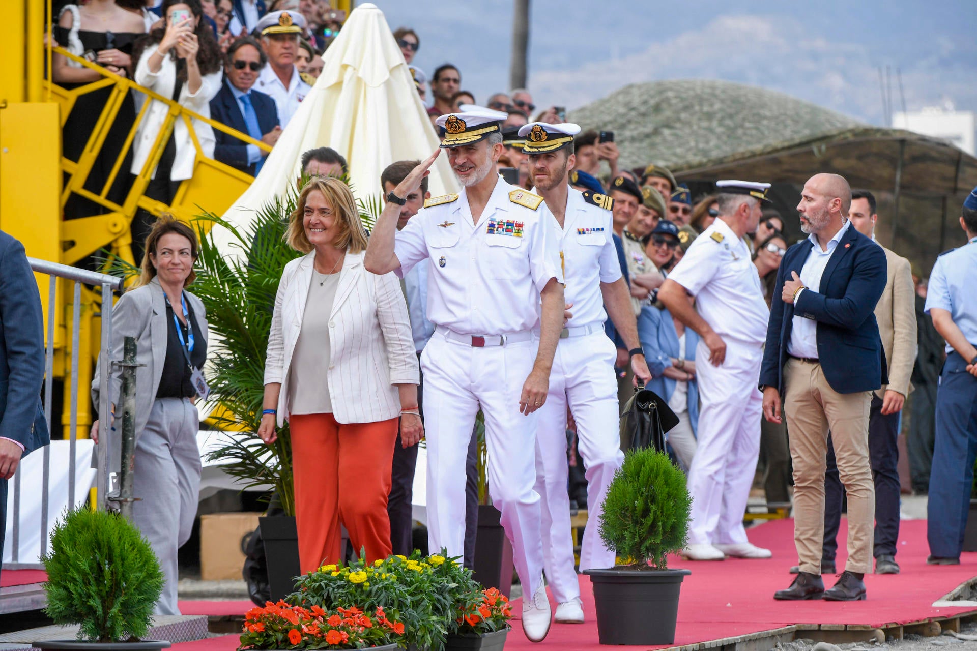 Felipe VI preside en Motril el Día de las Fuerzas Armadas Felipe VI preside en Motril el Día de las Fuerzas Armadas