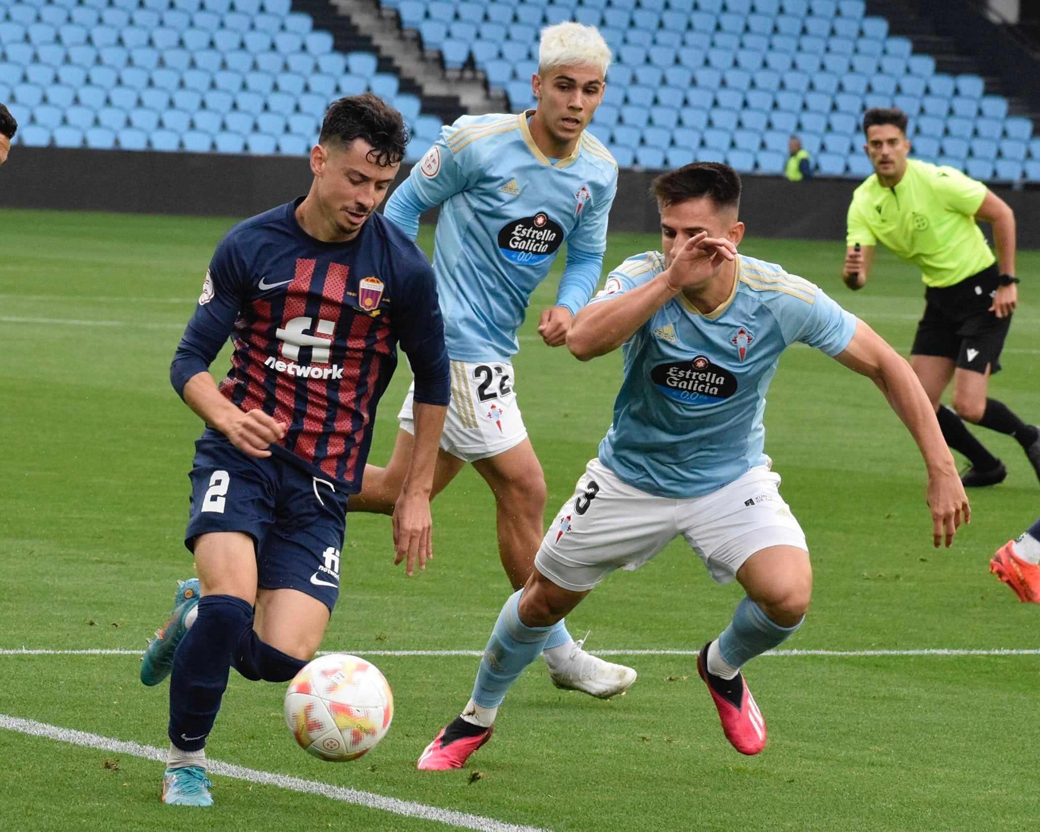 El Eldense, obligado a remontar en el Nuevo Pepico Amat contra el filial del Celta El Eldense, obligado a remontar en el Nuevo Pepico Amat contra el filial del Celta