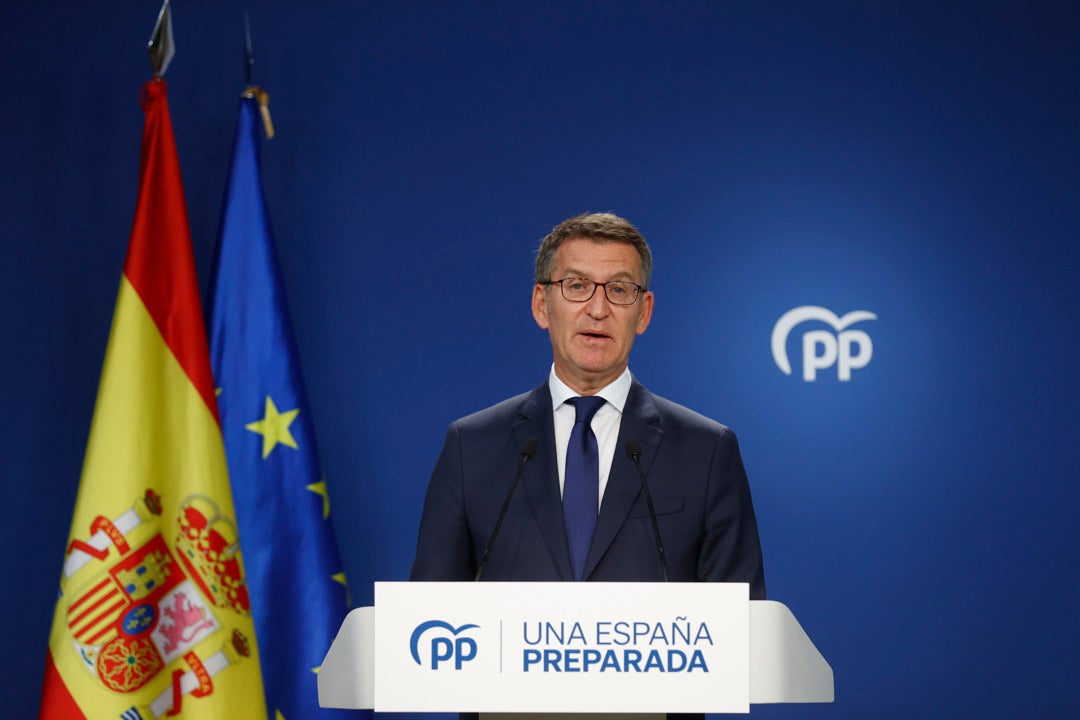 Encuestas: un acuerdo entre Sumar y Podemos complicaría la mayoría absoluta del PP y Vox Encuestas: un acuerdo entre Sumar y Podemos complicaría la mayoría absoluta del PP y Vox