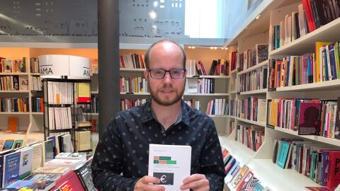 Moisés Pérez, autor del llibre 'El negoci de les aules. L'ensenyament privat i concertat al País Valencià'.