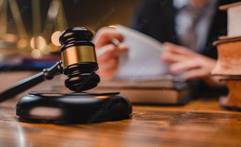 El TSJ reconoce a una víctima de abusos sexuales continuados el derecho a percibir una ayuda de 7.916 euros El TSJ reconoce a una víctima de abusos sexuales continuados el derecho a percibir una ayuda de 7.916 euros