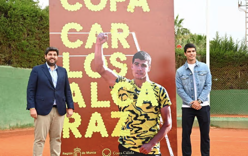 La Junta Electoral reprende a López Miras por un acto en campaña con el tenista Carlos Alcaraz La Junta Electoral reprende a López Miras por un acto en campaña con el tenista Carlos Alcaraz