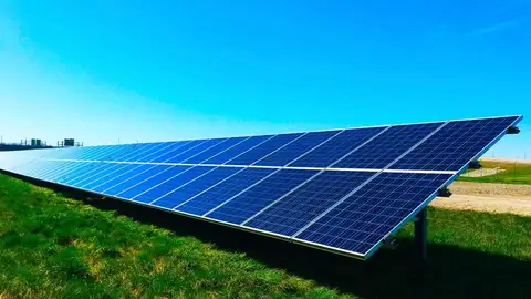 La producción eléctrica en Extremadura creció un 6,3% en 2022, el 39% de ella fue a través de fuentes renovables La producción eléctrica en Extremadura creció un 6,3% en 2022, el 39% de ella fue a través de fuentes renovables