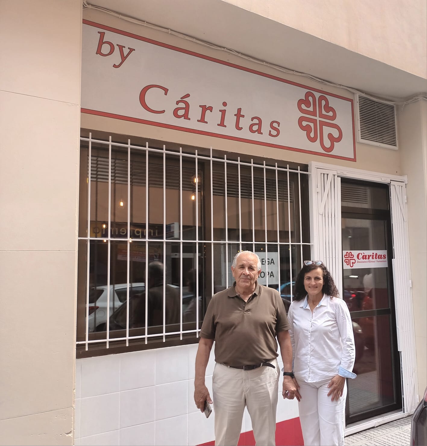 Juan Torres: "Una de las misiones de Cáritas es vestir al más necesitado" Juan Torres: "Una de las misiones de Cáritas es vestir al más necesitado"