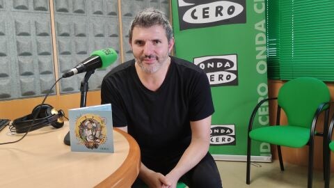 Juan Pablo Charlo acaba de publicar su primer disco en solitario