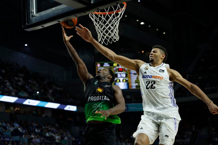 El Real Madrid reacciona a tiempo para igualar la serie ante Joventut El Real Madrid reacciona a tiempo para igualar la serie ante Joventut