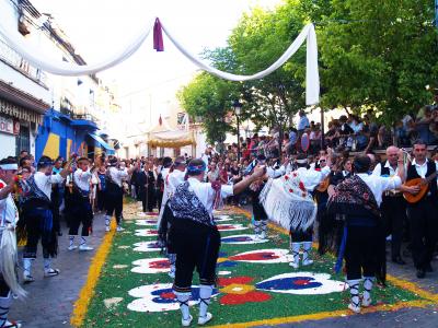 Porzuna celebra este domingo el Corpus Christi, único en el mundo por su danza ancestral Porzuna celebra este domingo el Corpus Christi, único en el mundo por su danza ancestral