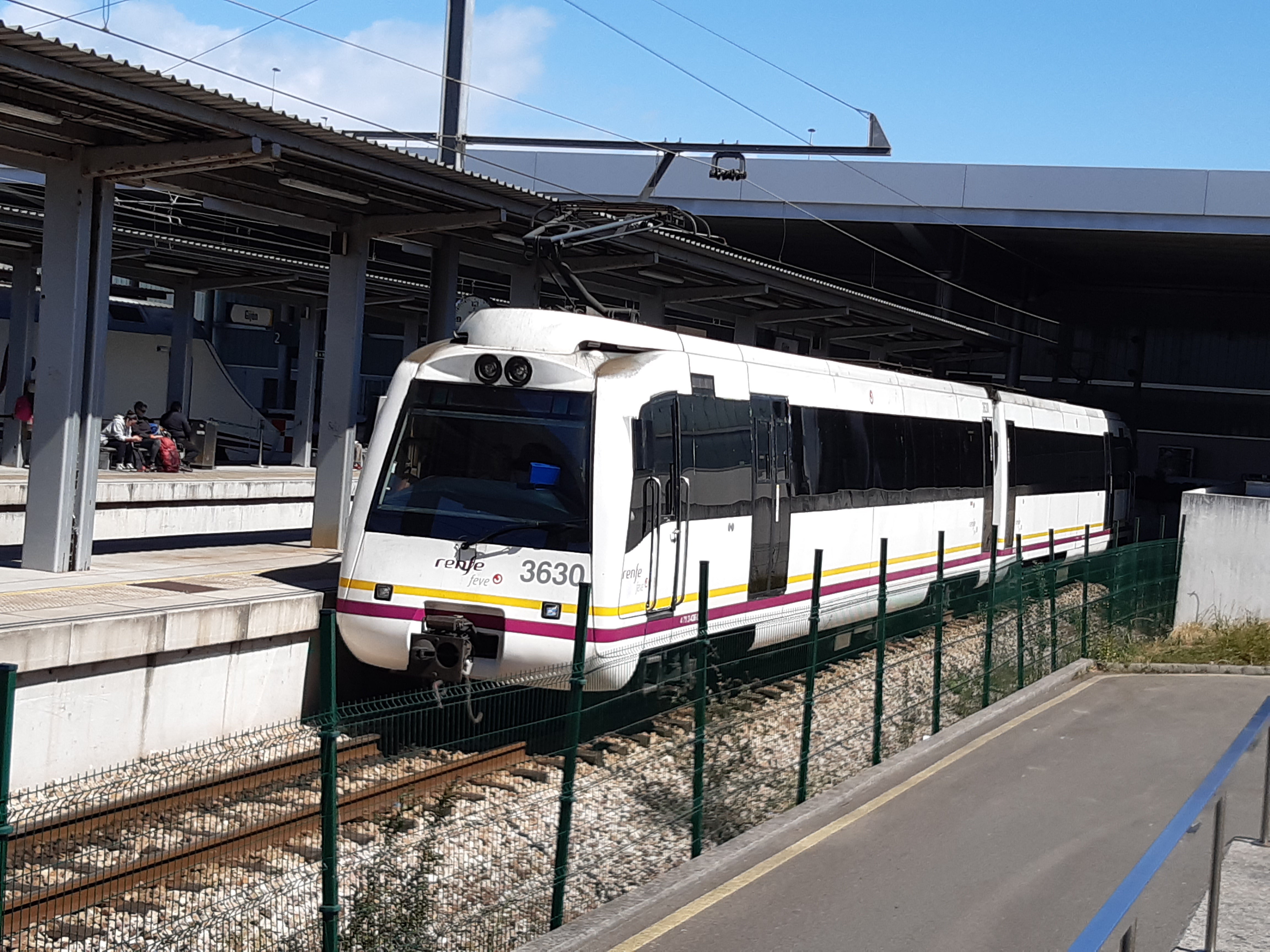 Renfe asegura que no se repetirán los problemas por falta de maquinistas Renfe asegura que no se repetirán los problemas por falta de maquinistas