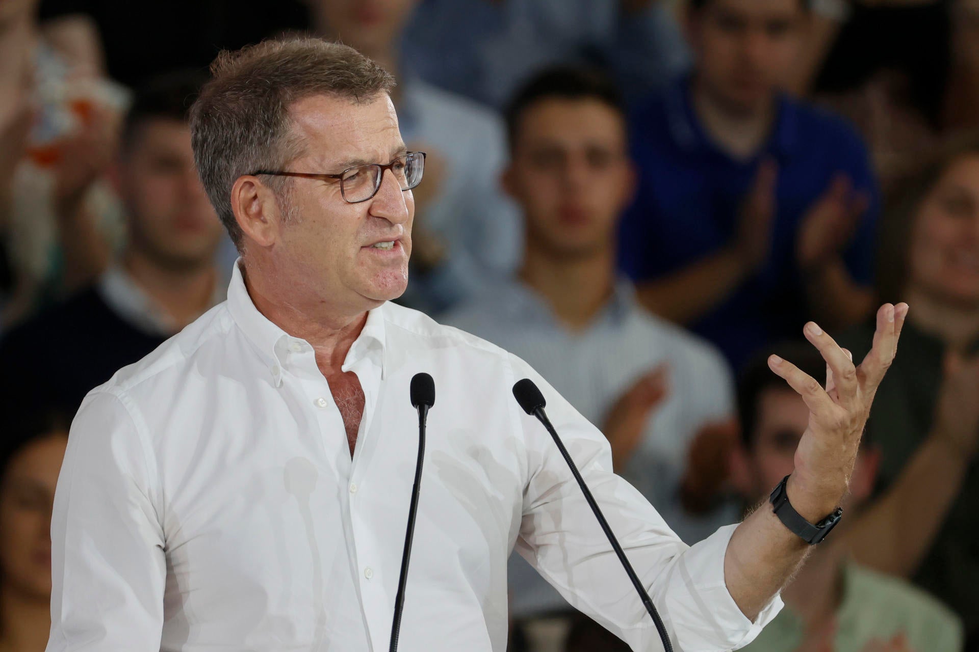 El PP ganaría las elecciones pero necesitaría a Vox para gobernar, según la encuesta de Sigma Dos para Antena 3 El PP ganaría las elecciones pero necesitaría a Vox para gobernar, según la encuesta de Sigma Dos para Antena 3