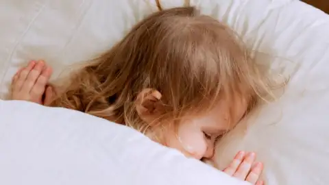 Problemas de sueño del niño: ¿Cómo resolverlos? en buenas manos