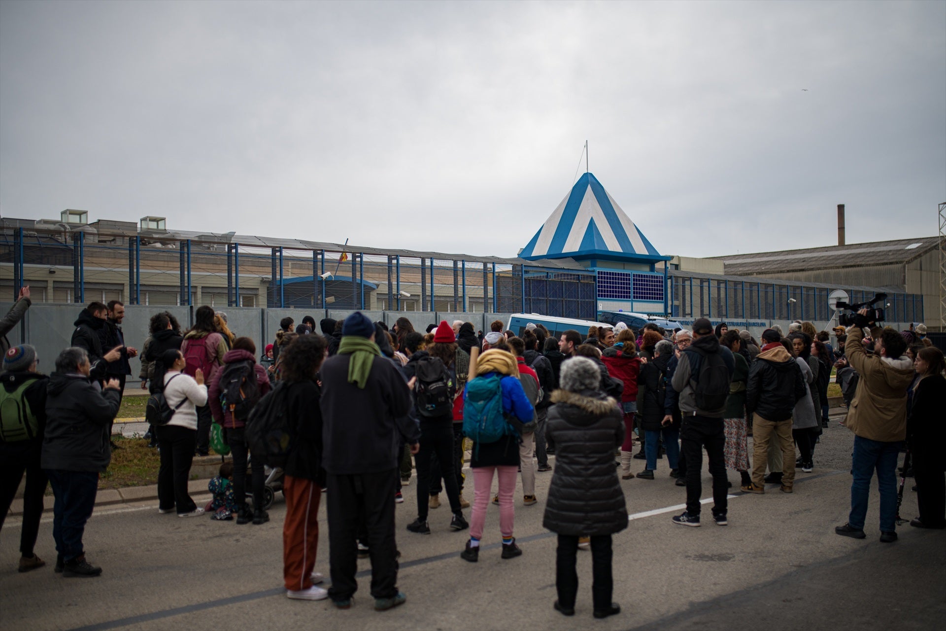 El Servicio Jesuita a Migrantes alerta de malas prácticas en los Centros de Internamientos de Extranjeros El Servicio Jesuita a Migrantes alerta de malas prácticas en los Centros de Internamientos de Extranjeros