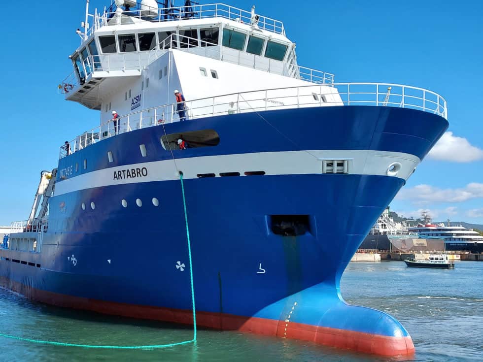 El buque 'Ártabro' ya ha regresado al puerto de Vigo El buque 'Ártabro' ya ha regresado al puerto de Vigo