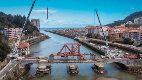Puente de Deba 