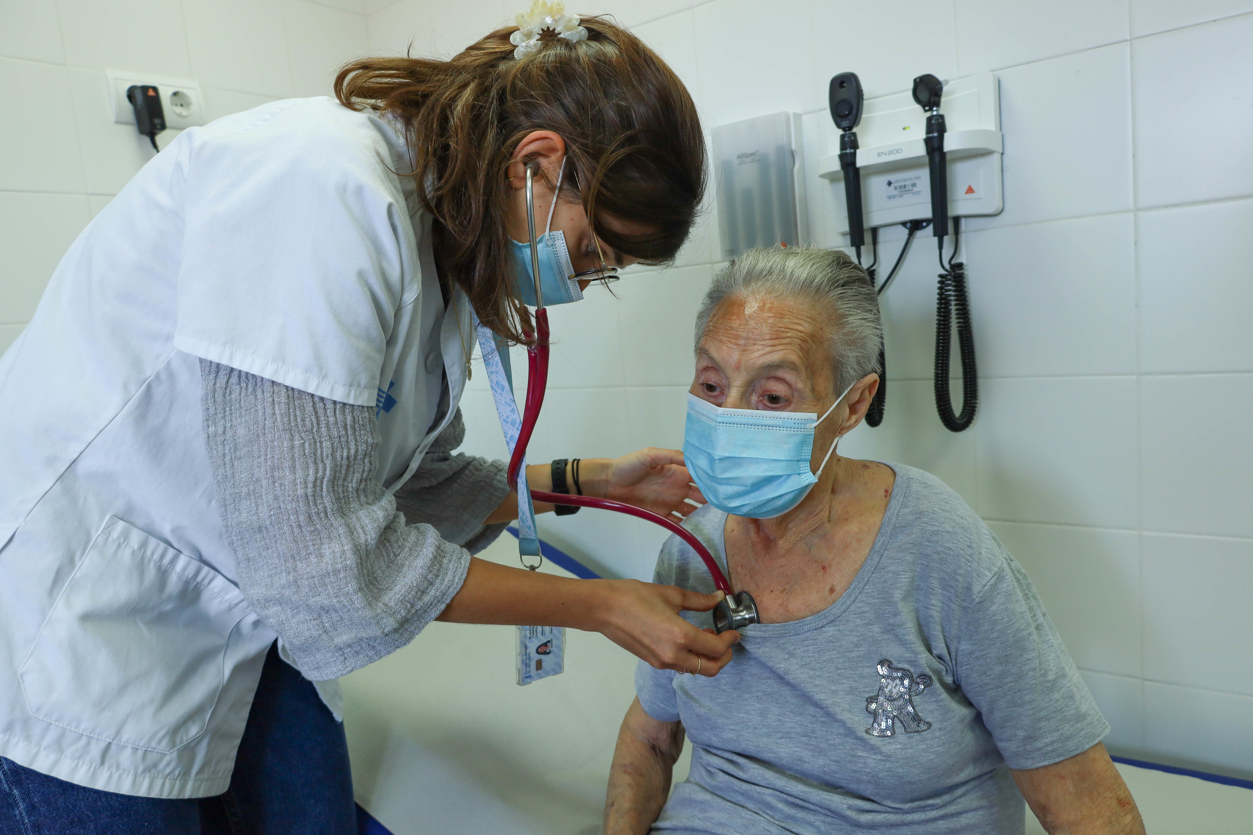 Un estudi constata que l'assistència mecànica perifèrica fa augmentar un 20% la supervivència dels pacients que han patit complicacions en un trasplantament de cor Un estudi constata que l'assistència mecànica perifèrica fa augmentar un 20% la supervivència dels pacients que han patit complicacions en un trasplantament de cor