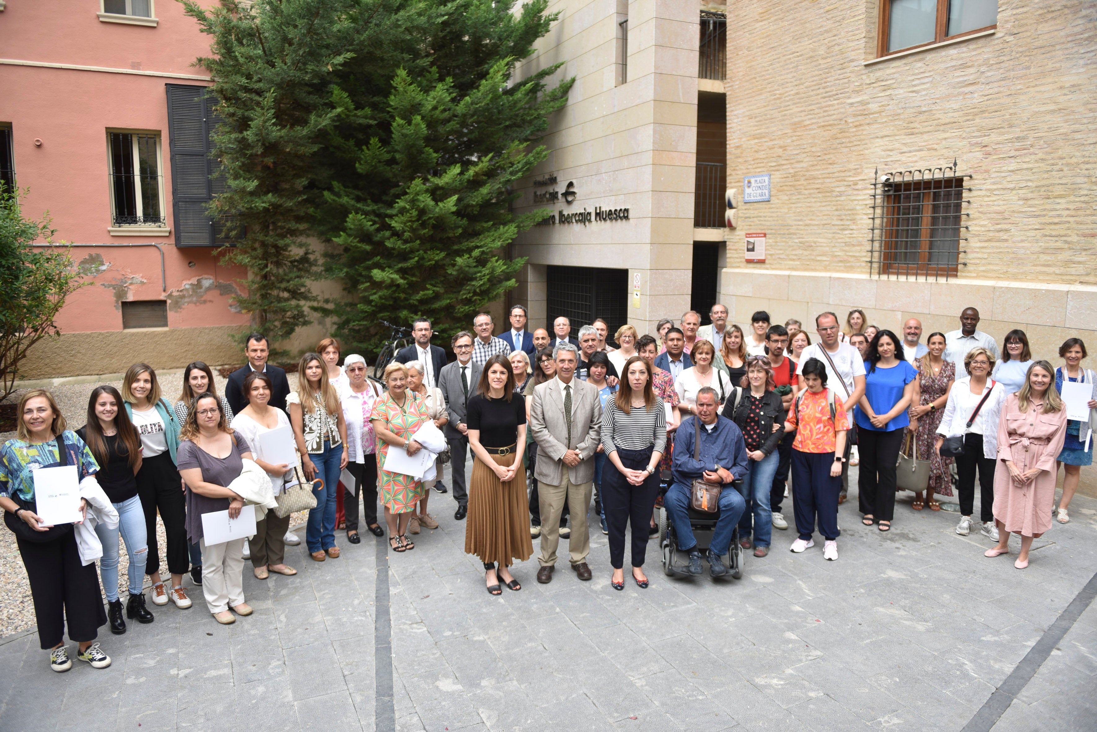 Convenio para apoyar a 25 entidades sociales del Alto Aragón Convenio para apoyar a 25 entidades sociales del Alto Aragón