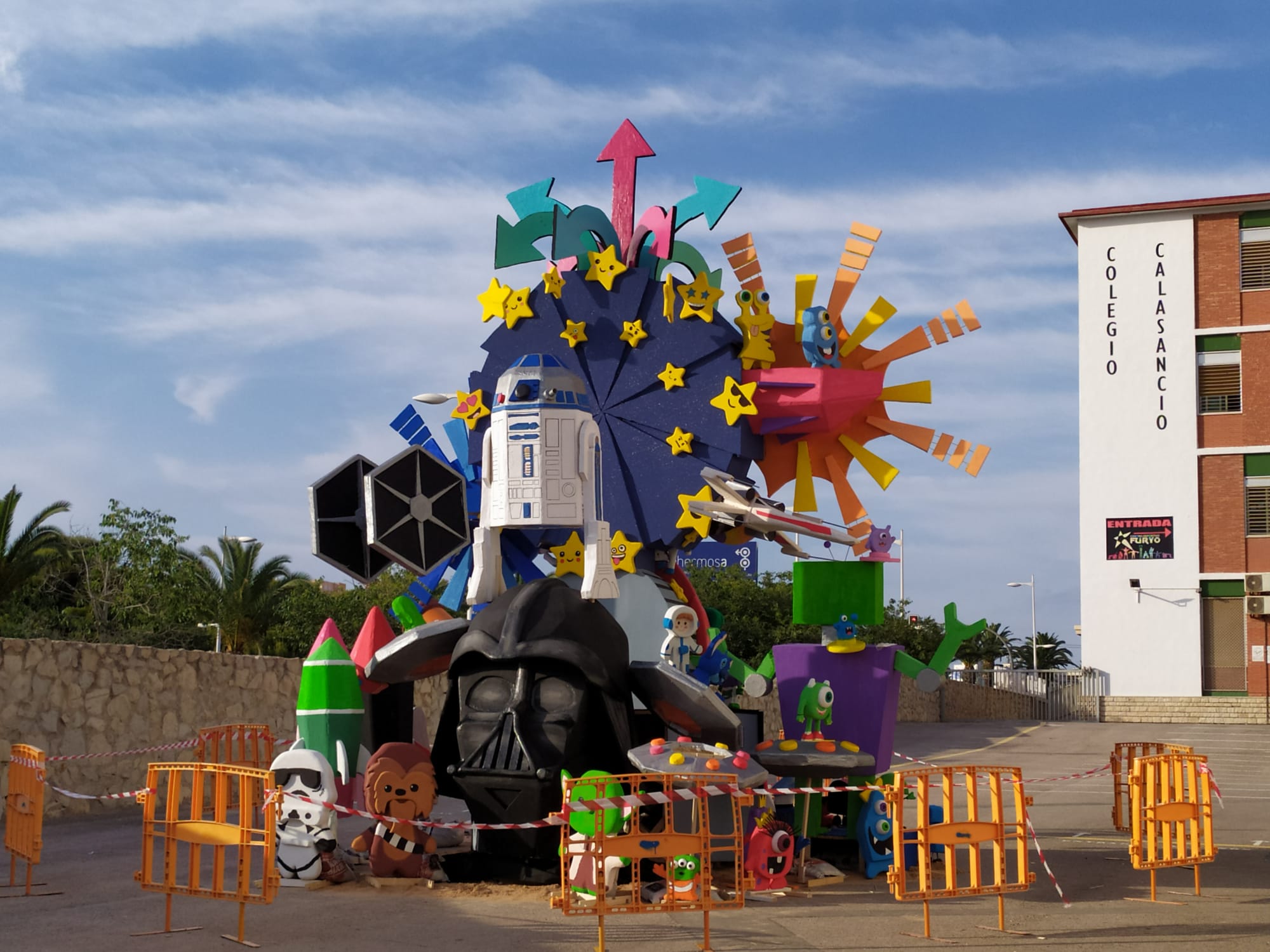 Las Hogueras infantiles de centros escolares, sociales y de personas mayores de Alicante baten un récord con 70 monumentos Las Hogueras infantiles de centros escolares, sociales y de personas mayores de Alicante baten un récord con 70 monumentos