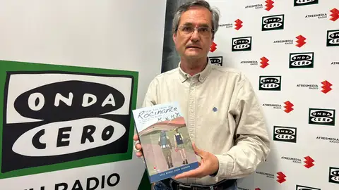 Luis Miguel Román, presenta su nueva guía Luis Miguel Román, presenta su nueva guía