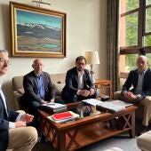 Foro Asturias y el PP cierran un acuerdo de gobierno