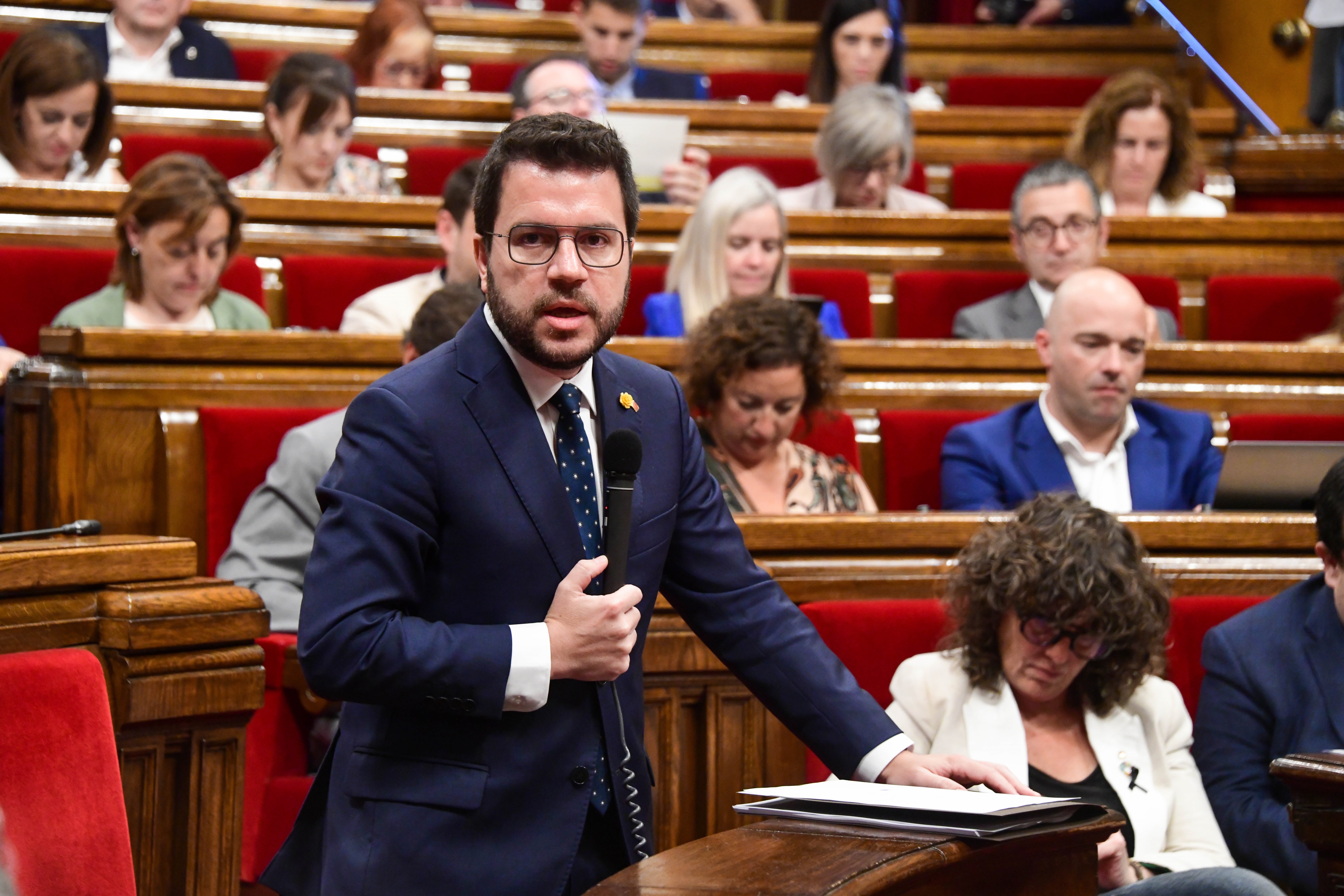 Pere Aragonès compareix al Parlament per la nova remodelació del Govern Pere Aragonès compareix al Parlament per la nova remodelació del Govern