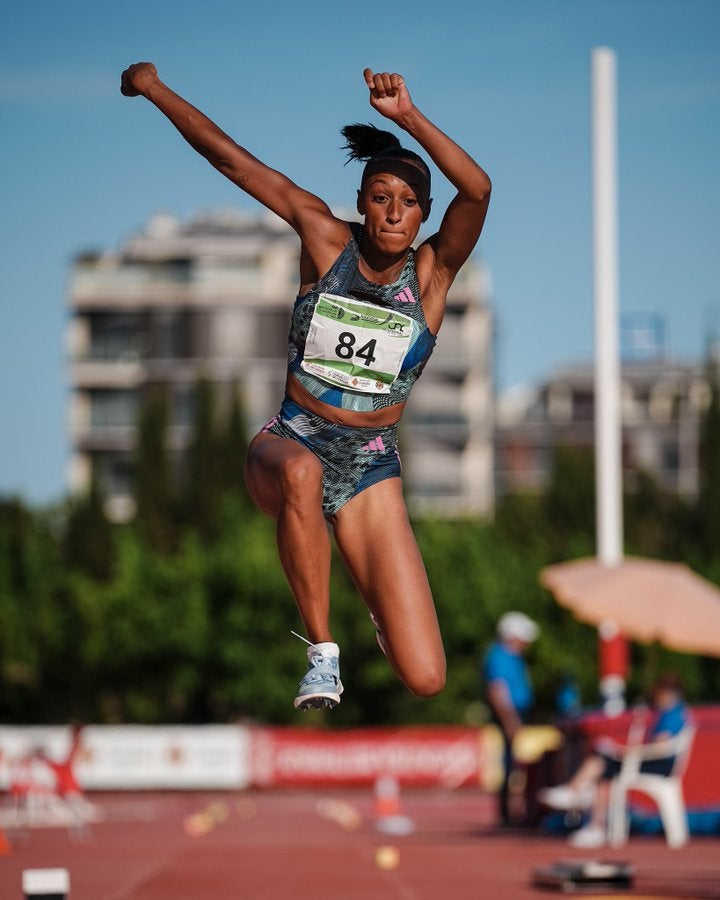 Gran regreso de Ana Peleteiro a la competición tras su embarazo Gran regreso de Ana Peleteiro a la competición tras su embarazo