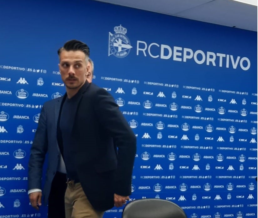 De la Barrera ha solicitado cara a cara con Escotet para exponerle el plan del Deportivo que quiere De la Barrera ha solicitado cara a cara con Escotet para exponerle el plan del Deportivo que quiere