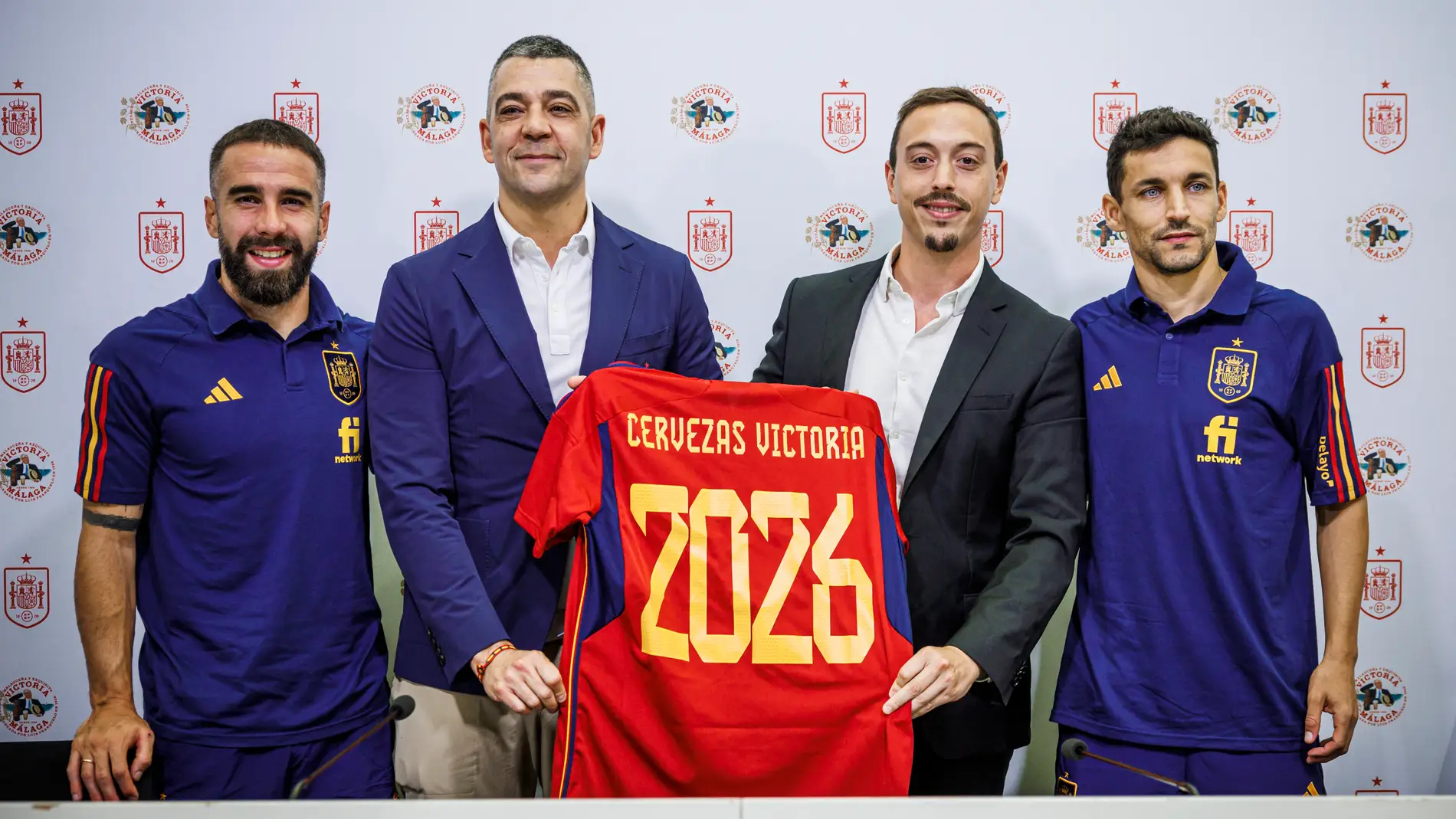 Cervezas Victoria y la Selección Española de Fútbol oficializan su compromiso cuatro años más