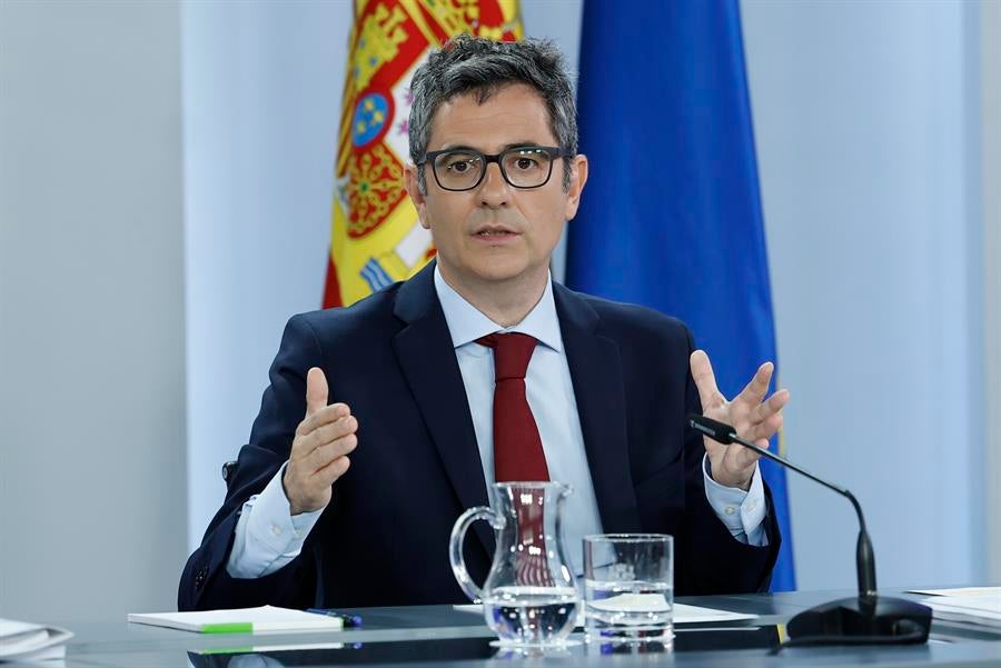 La Junta Electoral pide a Bolaños que evite hacer propaganda en el Consejo de Ministros La Junta Electoral pide a Bolaños que evite hacer propaganda en el Consejo de Ministros