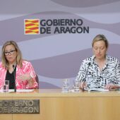 Las consejeras Mayte Pérez y Marta Gastón, tras el Consejo de Gobierno