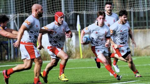 Jugadores del equipo Rugby Alcal&aacute; en un partido