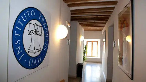 El Instituto Franklin de la Universidad de Alcalá otorga el premio Camino Real a la investigadora y viróloga Ana Fernández-Sesma Sede del Instituto Franklin de la Universidad de Alcalá