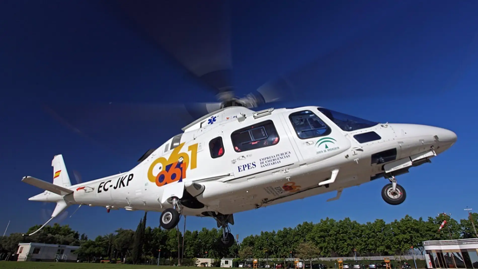 Helicóptero del EPES 061