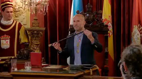 Gonzalo Pérez Jácome, alcalde de Ourense Gonzalo Pérez Jácome toma el bastón de mando del Concello de Ourense por segundo mandato consecutivo