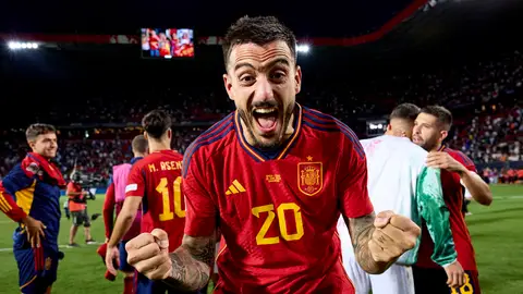 Joselu llega al Real Madrid cedido con opción de compra Joselu llega al Real Madrid cedido con opción de compra