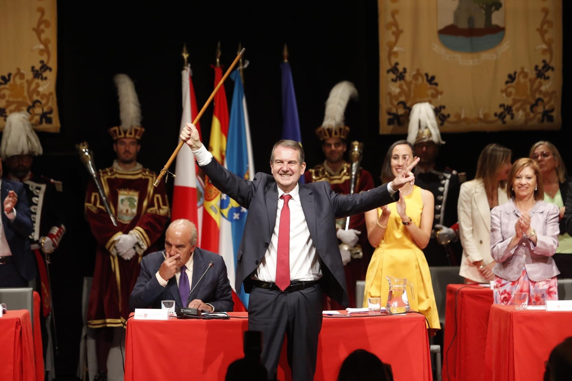 Abel Caballero, investido alcalde por quinta vez consecutiva Abel Caballero, investido alcalde por quinta vez consecutiva