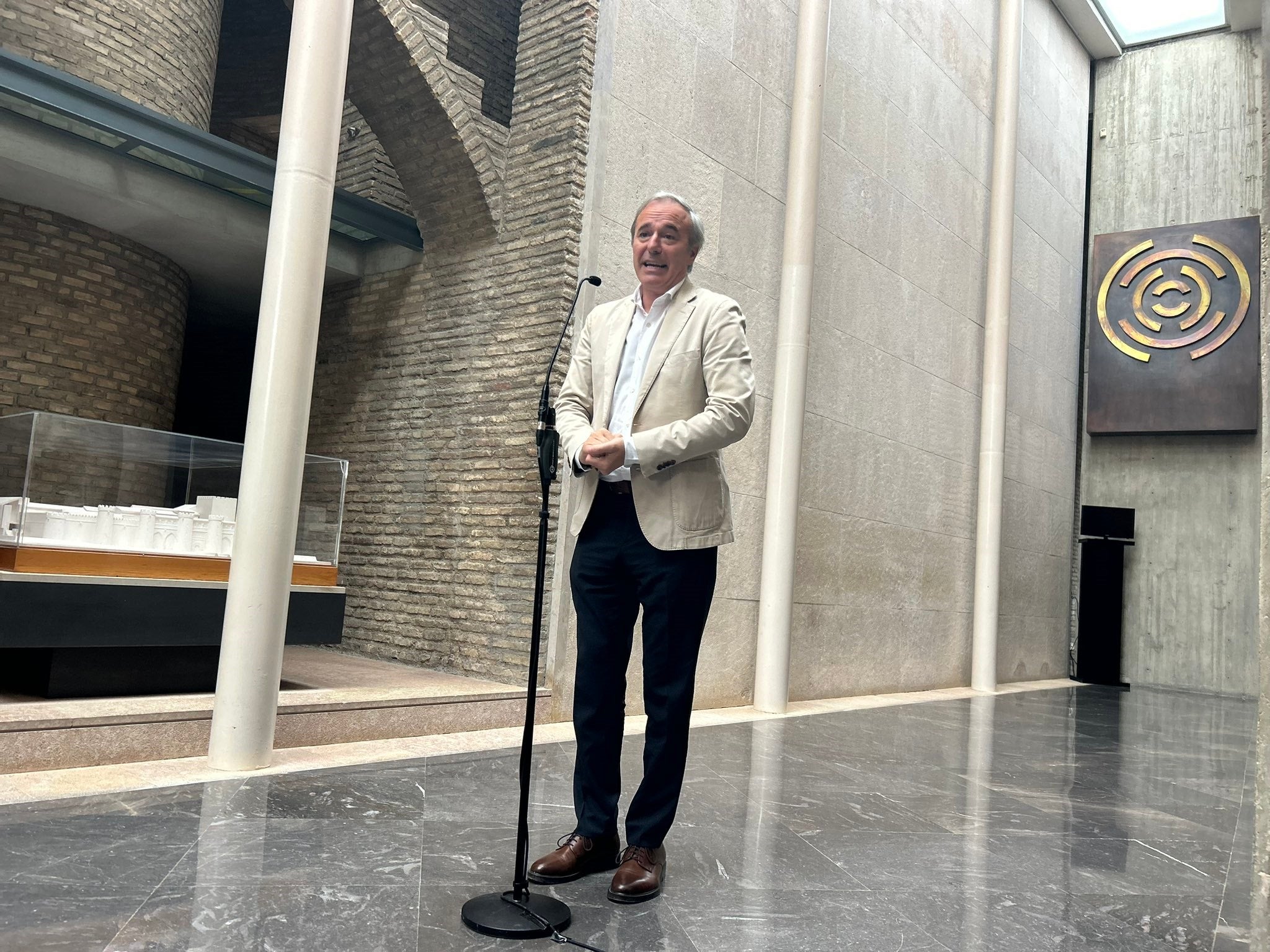 Jorge Azcón concluirá esta semana una primera ronda de contactos Jorge Azcón concluirá esta semana una primera ronda de contactos