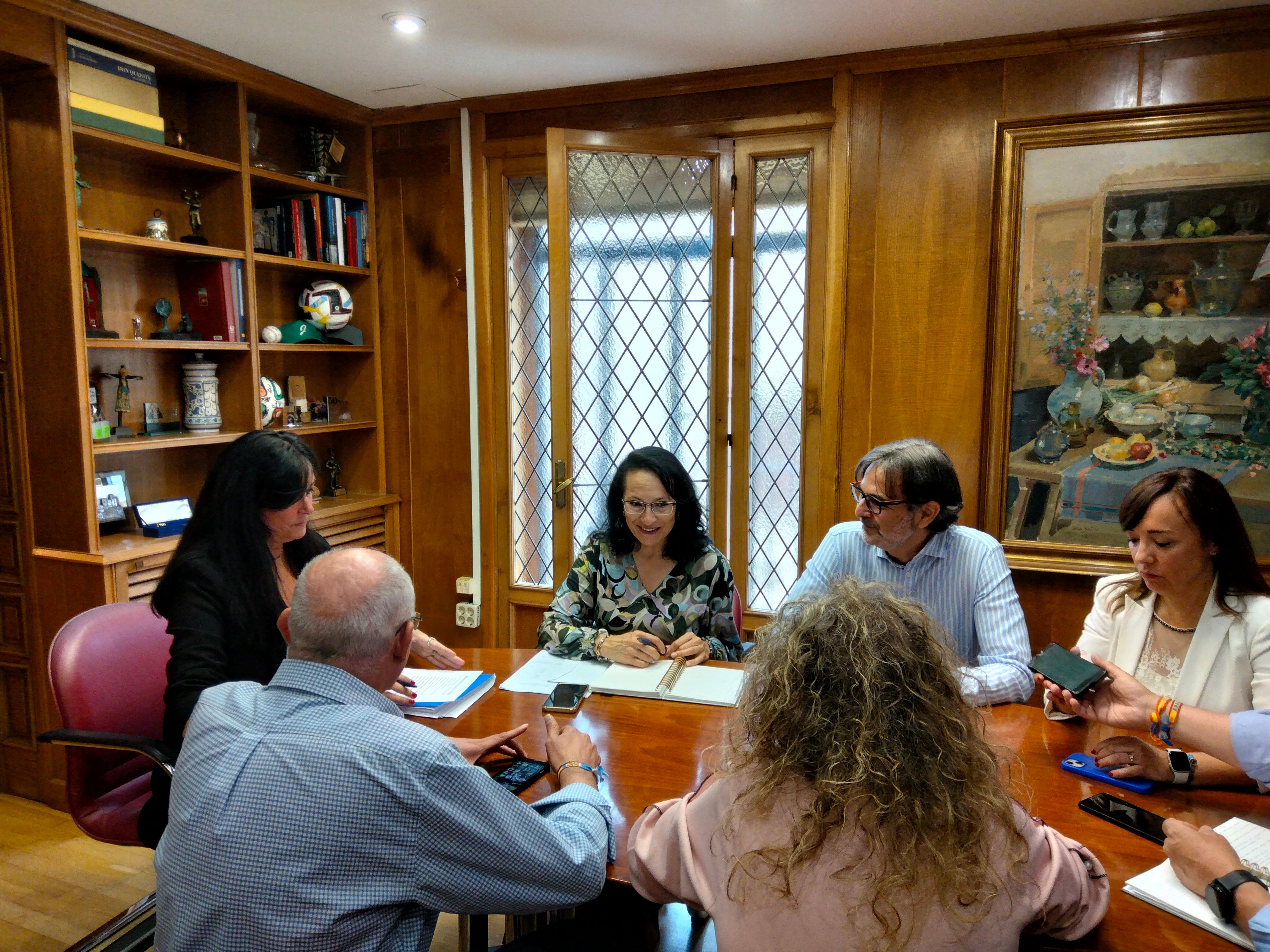 Primer día de Lorena Orduna en el Ayuntamiento de Huesca Primer día de Lorena Orduna en el Ayuntamiento de Huesca