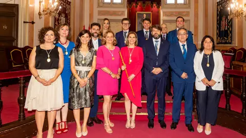 Judith Piquet, primera alcaldesa de Alcalá de Henares tras hacerse efectivo el pacto entre PP y Vox en la ciudad complutense Nueva corporación municipal de Alcalá de Henares