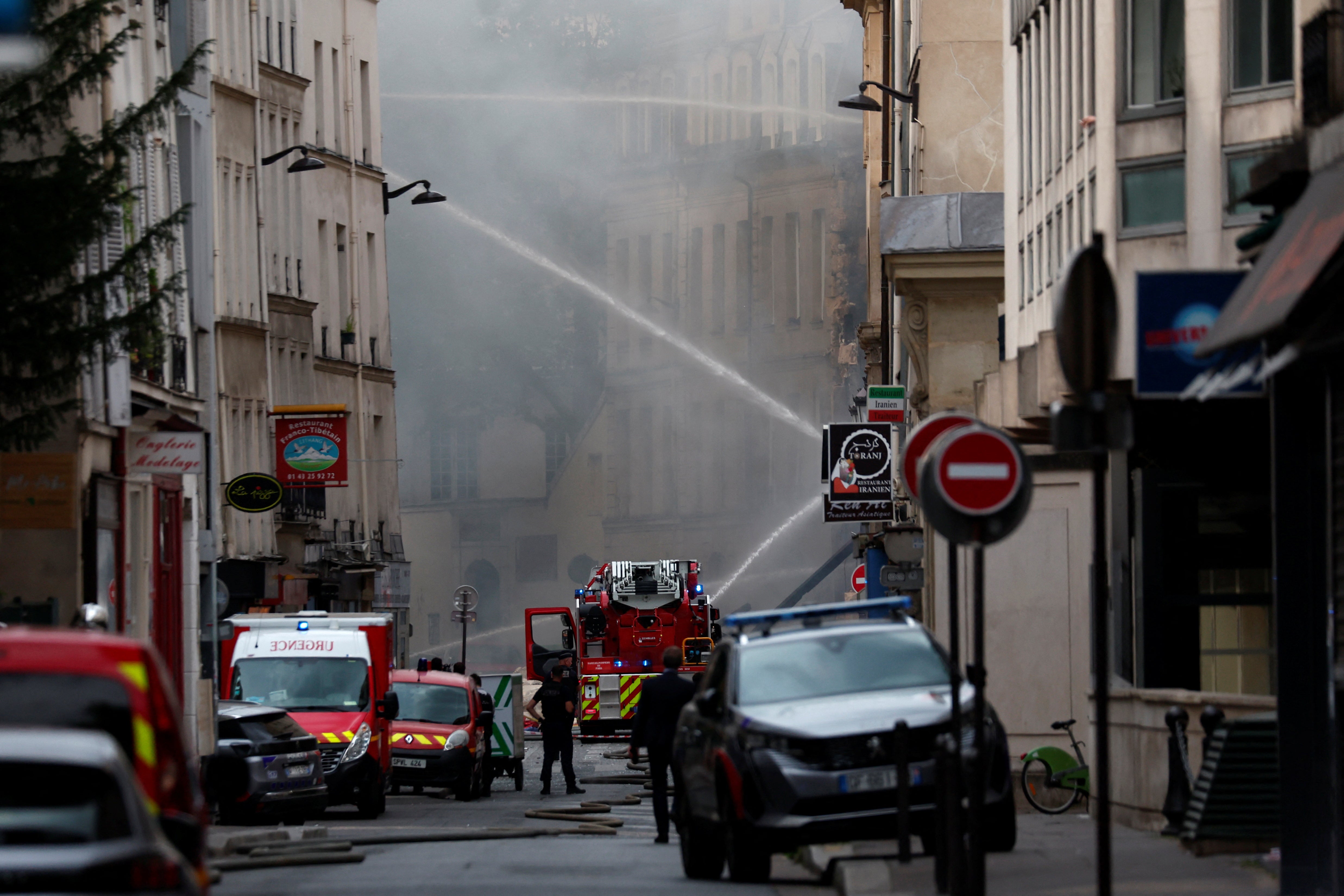 Ascienden a 37 los heridos por la explosión de gas en el centro de París Ascienden a 37 los heridos por la explosión de gas en el centro de París
