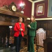 Evelia Fernández y Nuria Alonso