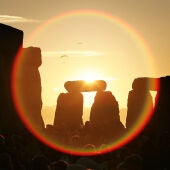 Solsticio de verano sobre el monumento megalítico de Stonehenge