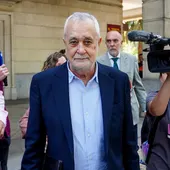 Fiscalía no se opone a suspender la pena de cárcel de Griñán por su "enfermedad muy grave e incurable" Fiscalía no se opone a suspender la pena de cárcel de Griñán por su "enfermedad muy grave e incurable"