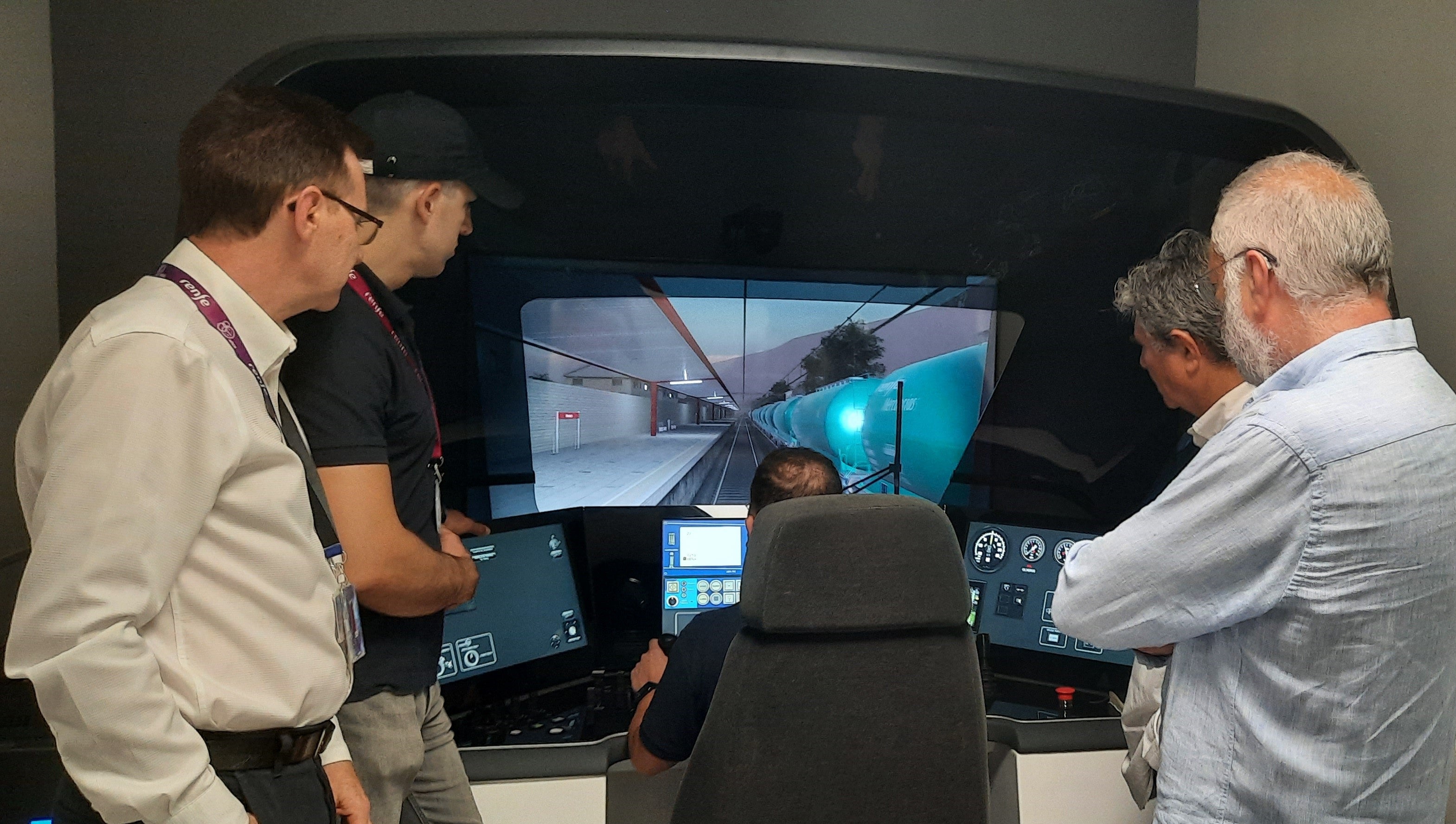 Renfe estrena su escuela de maquinistas en Zaragoza Renfe estrena su escuela de maquinistas en Zaragoza