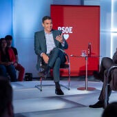 Pedro Sánchez presenta su Talk Show electoral