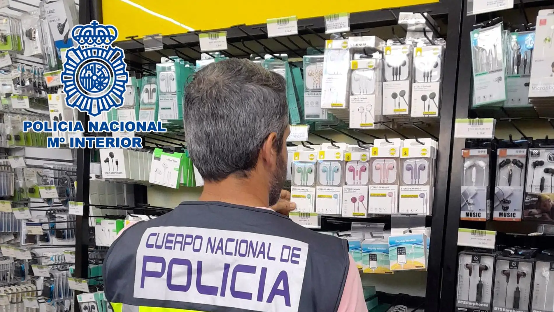 La Policía Nacional de Benidorm desmantela en Calp una banda de falsificadores de marcas de ropa