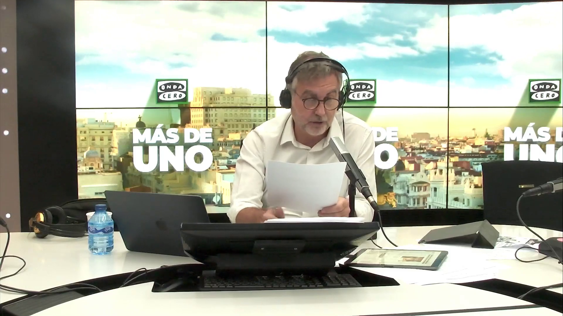Vídeo del Monólogo de Alsina: "Presidente animador y entrevistador" Vídeo del Monólogo de Alsina: "Presidente animador y entrevistador"