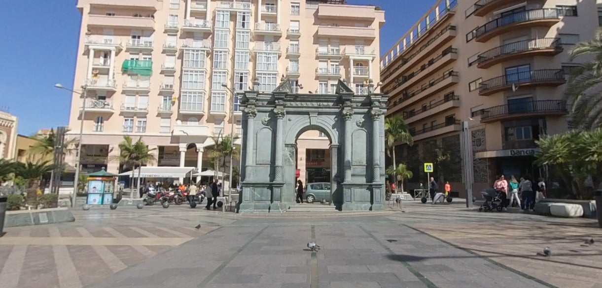 Podcast de 'Arquitectos en la Onda' de junio de 2023: 'El origen de la Plaza de los Reyes' Podcast de 'Arquitectos en la Onda' de junio de 2023: 'El origen de la Plaza de los Reyes'