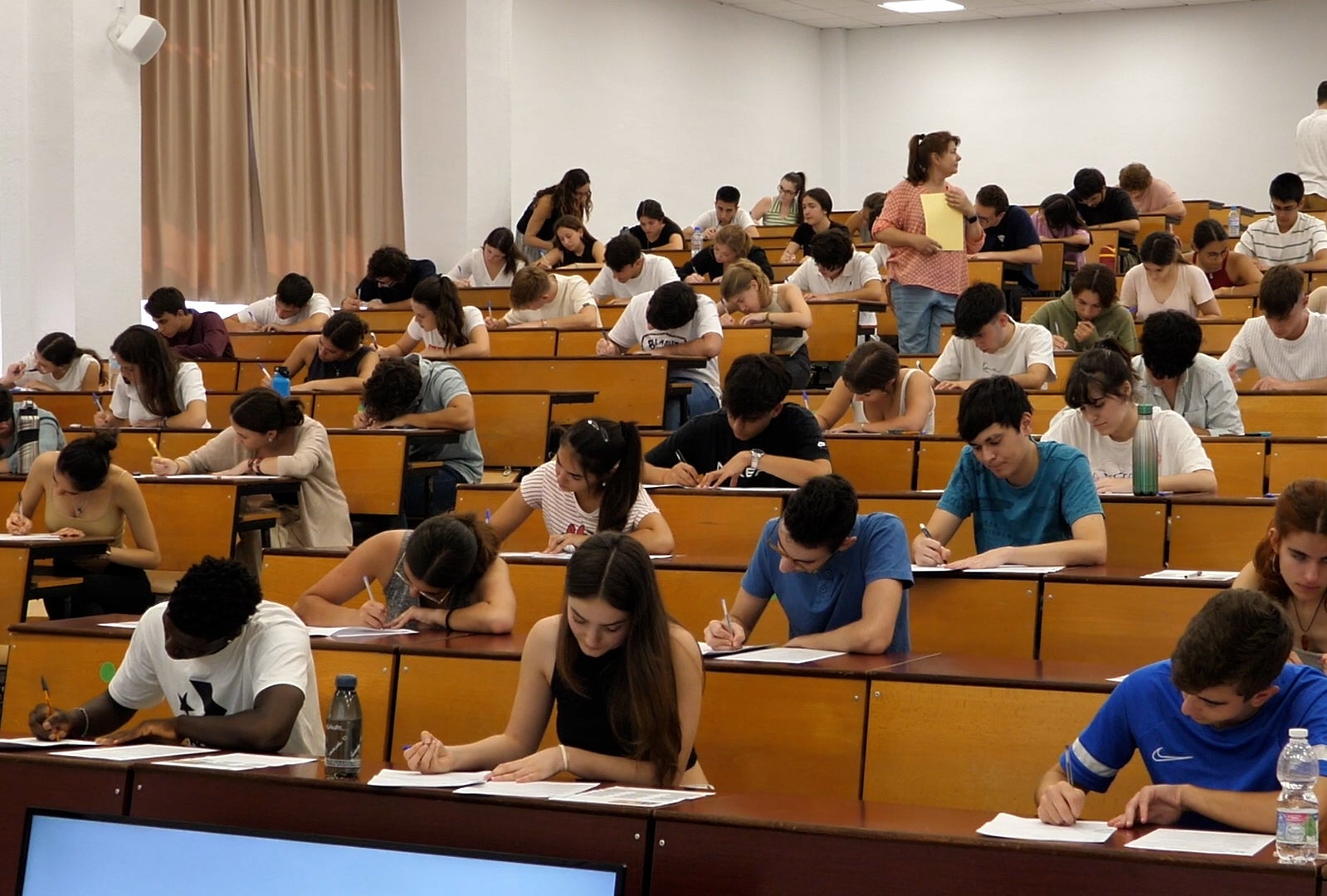 Consulta aquí las notas de corte de las universidades españolas Consulta aquí las notas de corte de las universidades españolas