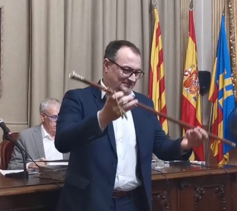 Els caps de setmana hi haurà una neteja viària important a Vilanova i es reforçarà la recollida d'escombraries Els caps de setmana hi haurà una neteja viària important a Vilanova i es reforçarà la recollida d'escombraries
