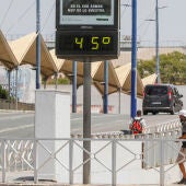 La Aemet decreta este lunes la alerta roja por altas temperaturas en varias provincias españolas